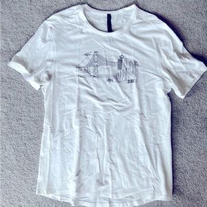 LULULEMON RARE VANCOUVER TSHIRT